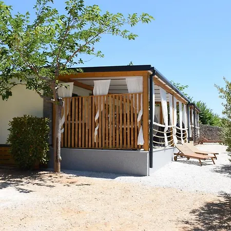 Mobile Peljesac, Camp Vala *