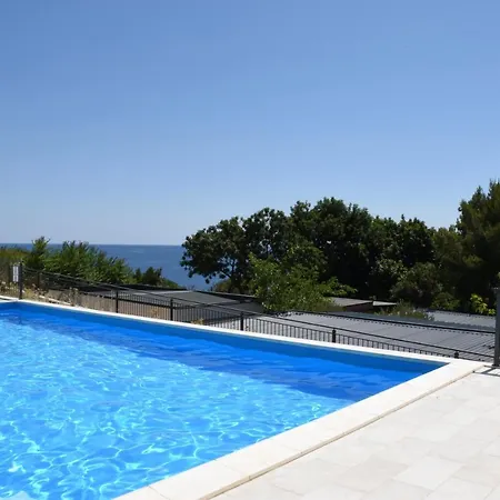 Mobile Peljesac, Camp Vala Kamp alanı Orebić