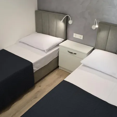 Mobile Peljesac, Camp Vala * Orebic